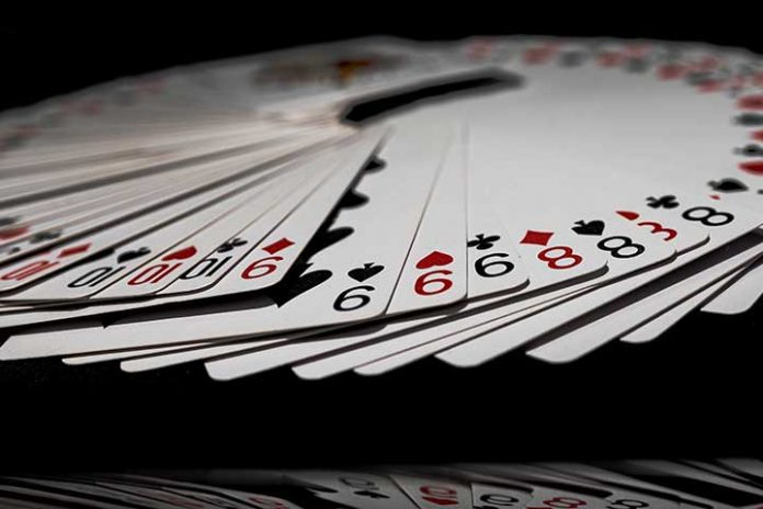 A-Simple-Blackjack-Table-Strategy-To-Win